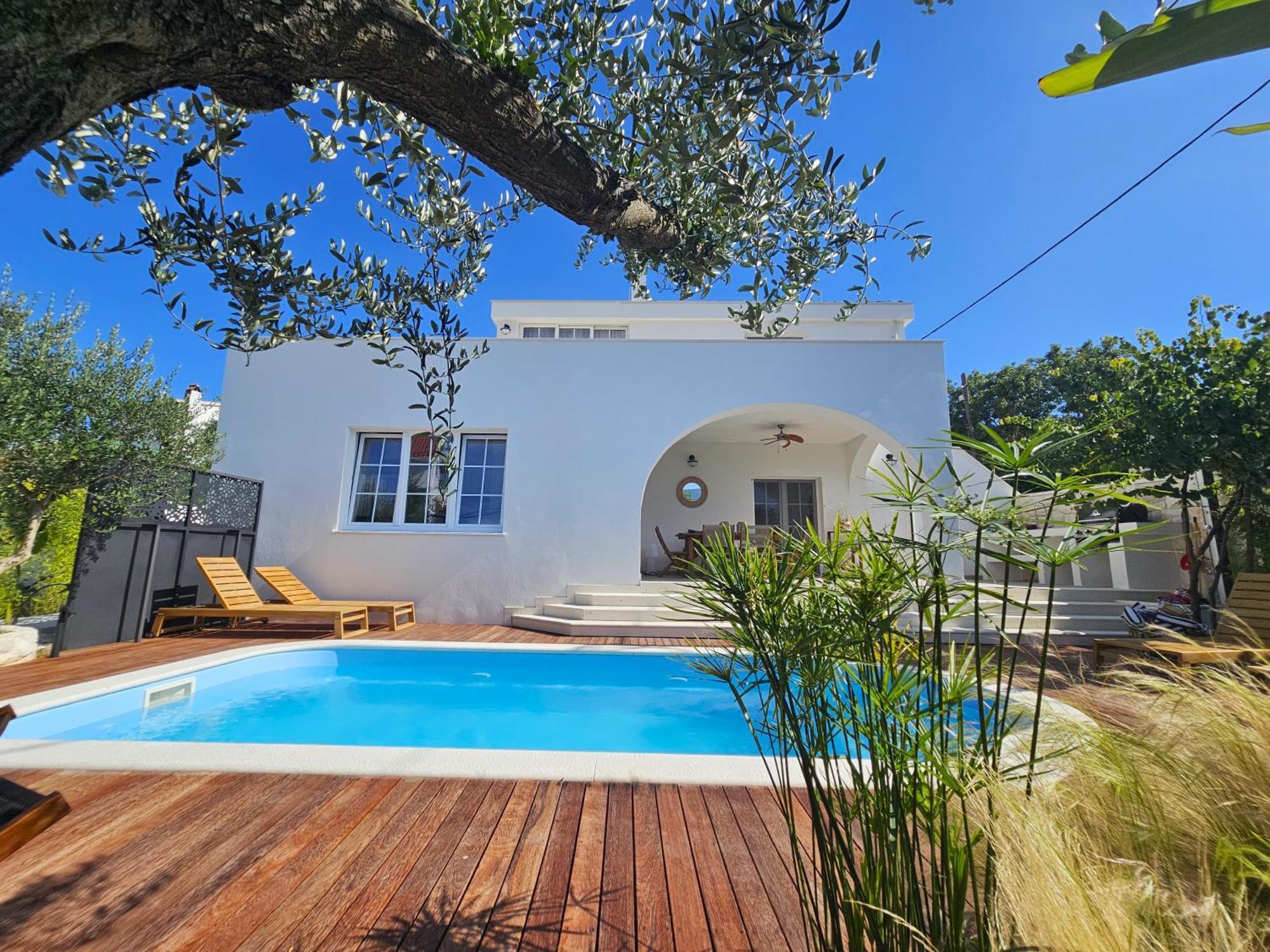 The Three Flowers Pool House Трогир Экстерьер фото