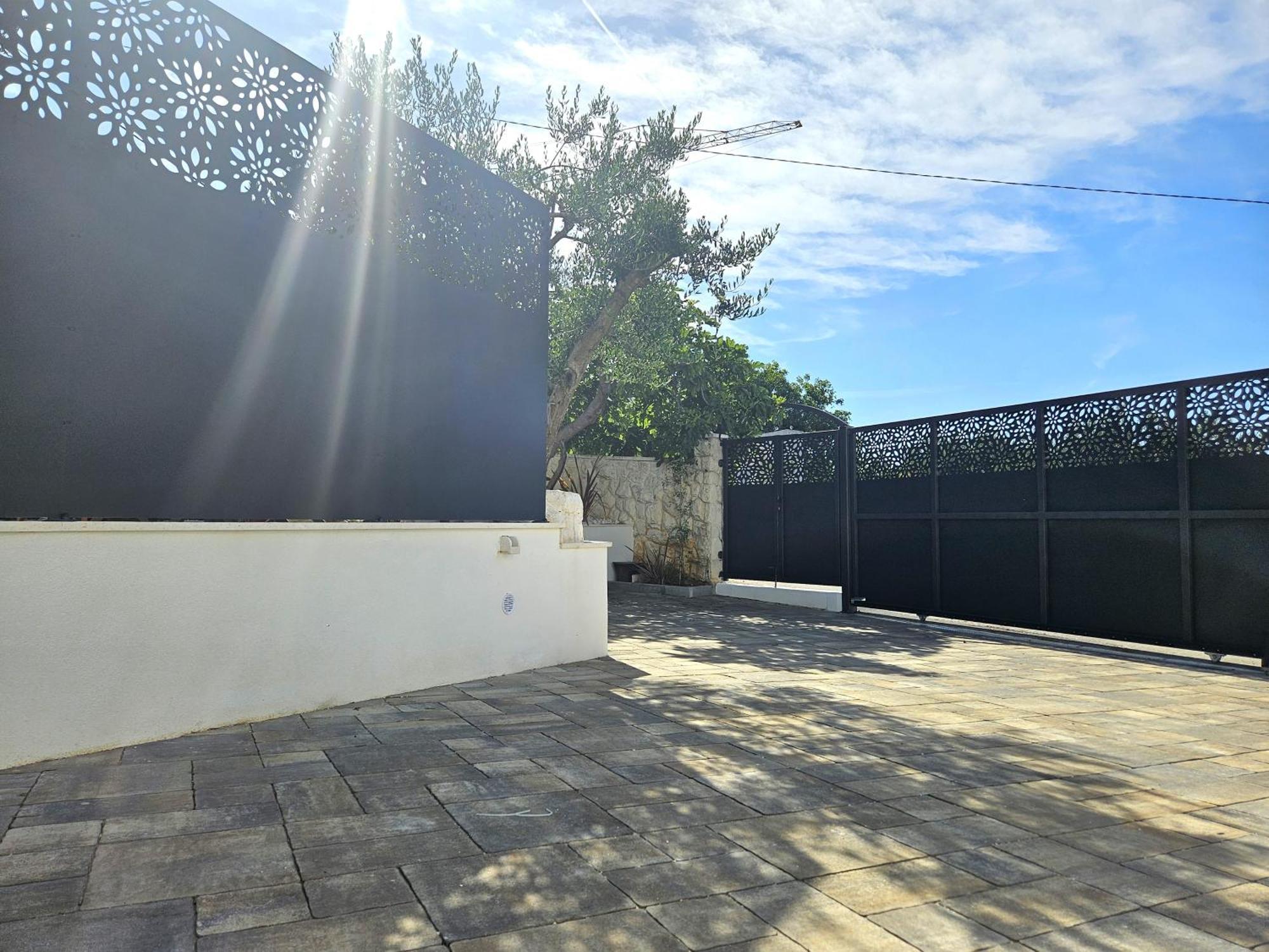 The Three Flowers Pool House Трогир Экстерьер фото