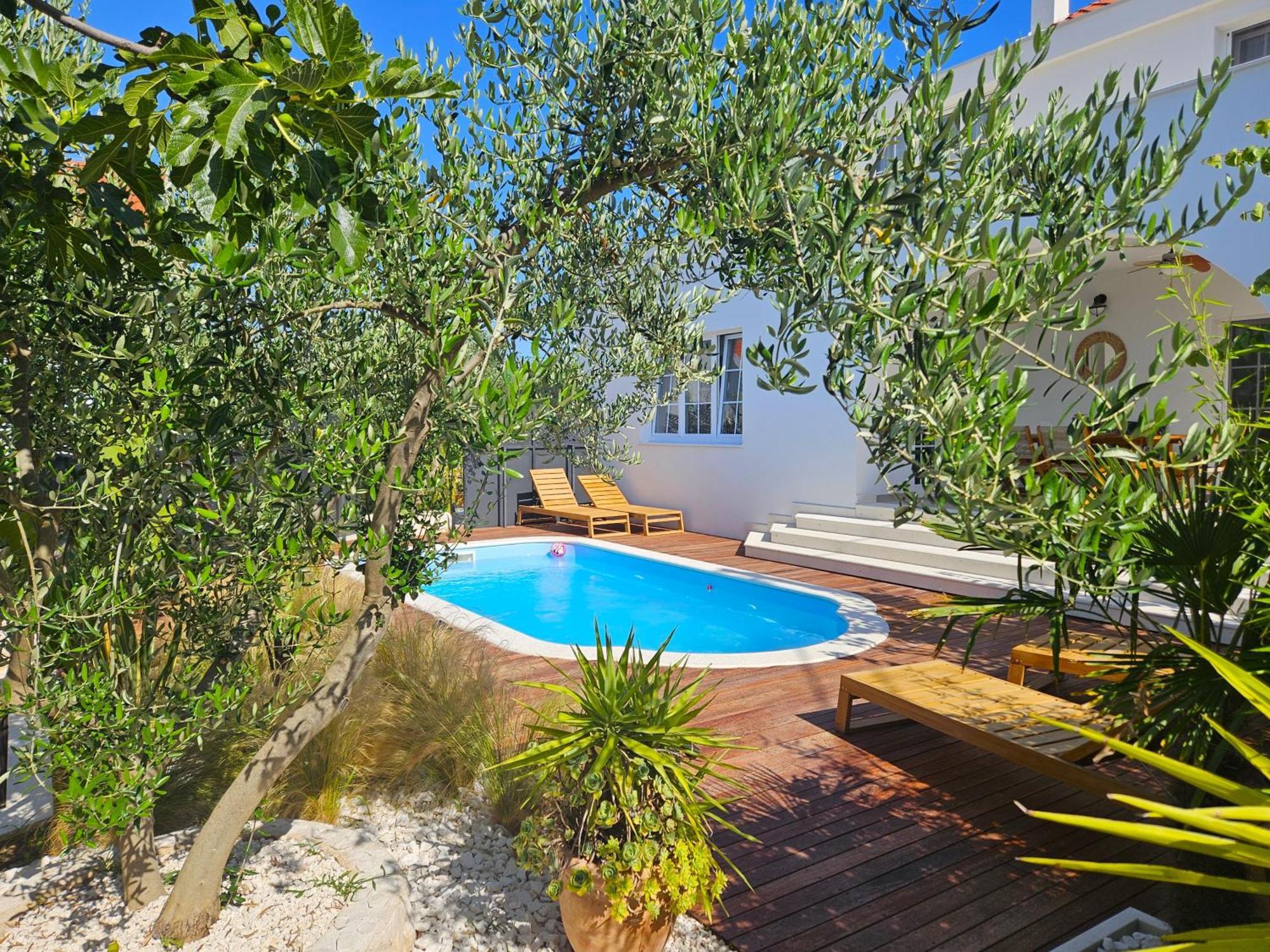 The Three Flowers Pool House Трогир Экстерьер фото