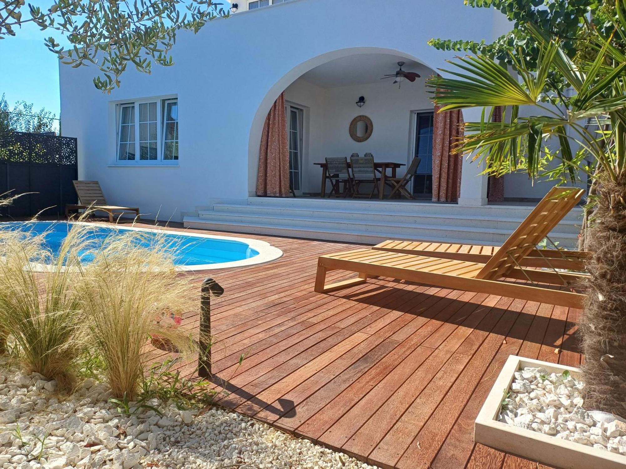 The Three Flowers Pool House Трогир Экстерьер фото